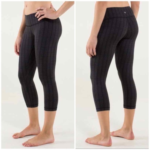 lululemon athletica Pants - LULULEMON Wunder Under Crop Ziggy Wee Black {BB47}